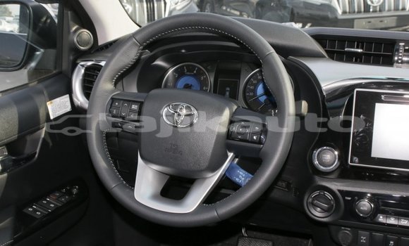 Buy New Toyota Hilux Silver Car in Adrasmon in Sughd Buy New Toyota Hilux Silver Car in Adrasmon in Sughd