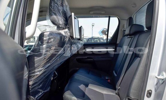 Buy New Toyota Hilux Silver Car in Adrasmon in Sughd Buy New Toyota Hilux Silver Car in Adrasmon in Sughd