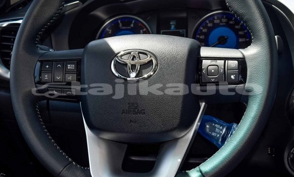 Buy New Toyota Hilux Silver Car in Adrasmon in Sughd Buy New Toyota Hilux Silver Car in Adrasmon in Sughd