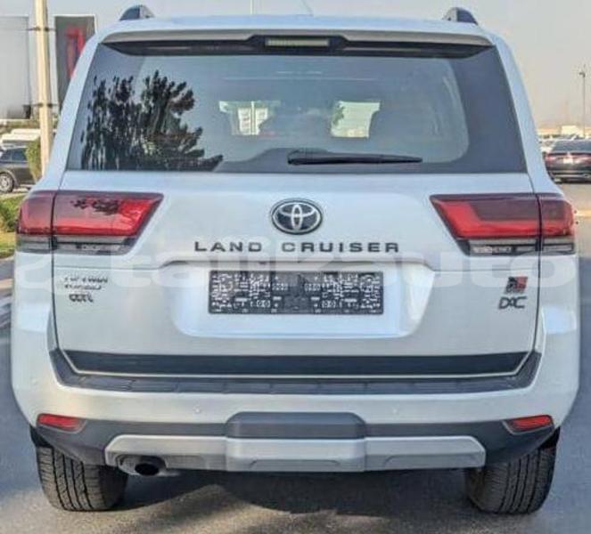 Big with watermark toyota land cruiser sughd buston 37219