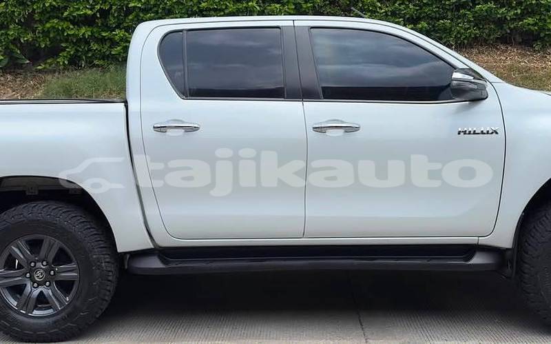 Big with watermark toyota hilux sughd buston 37590