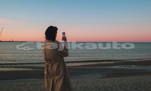 Medium with watermark image