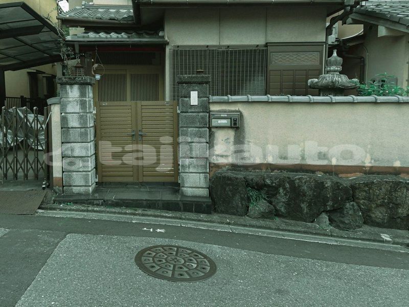 Big with watermark image