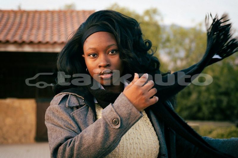 Big with watermark image