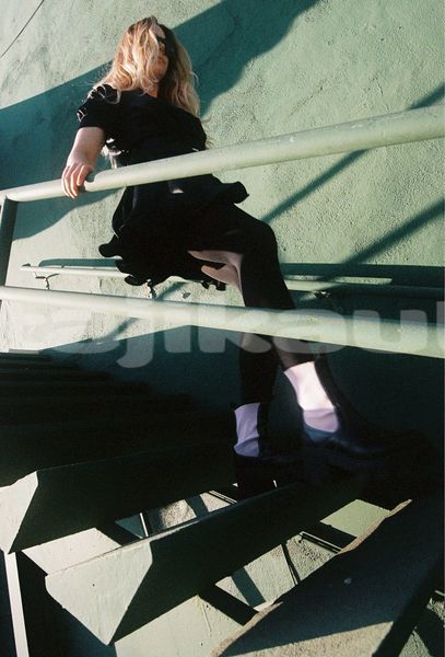 Big with watermark image