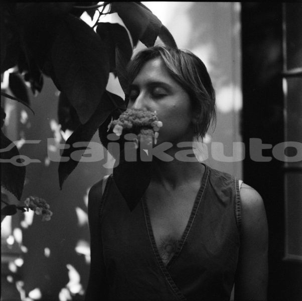 Big with watermark image