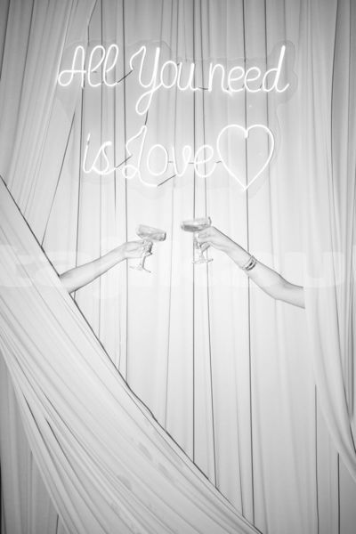 Big with watermark image
