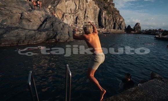 Medium with watermark image