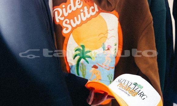 Medium with watermark image