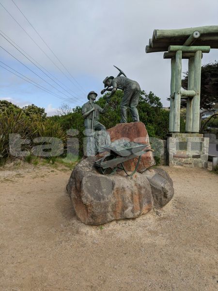 Big with watermark image