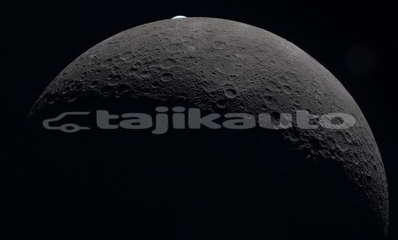 Medium with watermark image