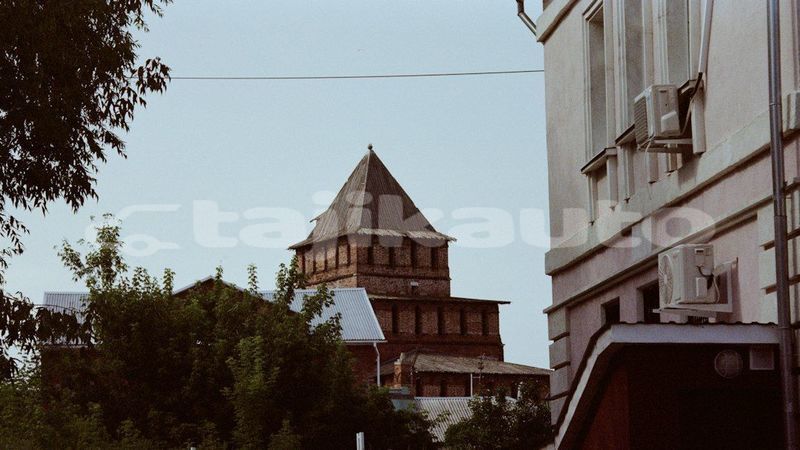 Big with watermark image