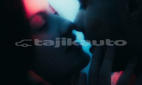Medium with watermark image