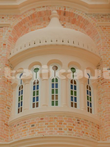Big with watermark image