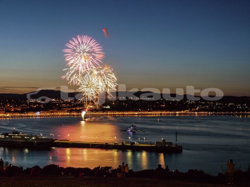Big with watermark image