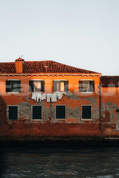 Big with watermark image