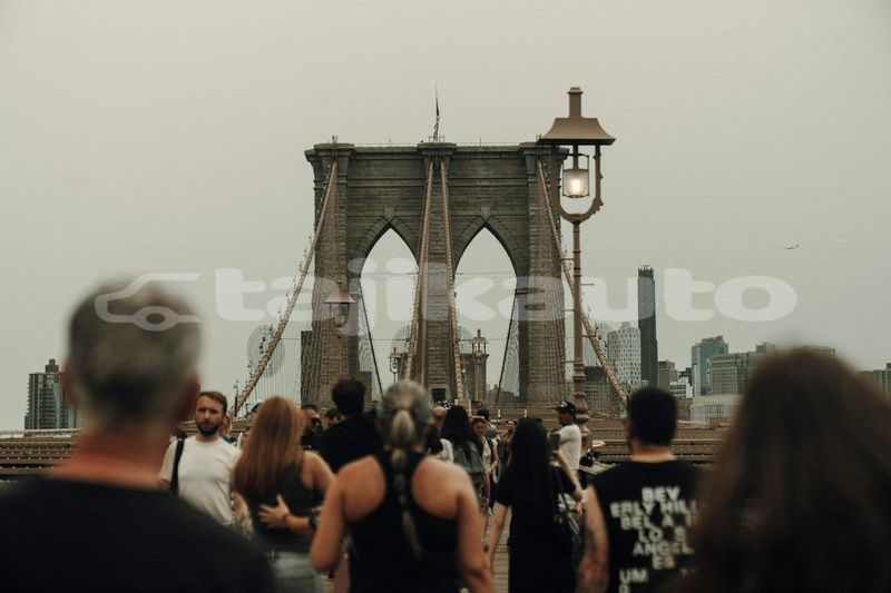 Big with watermark image