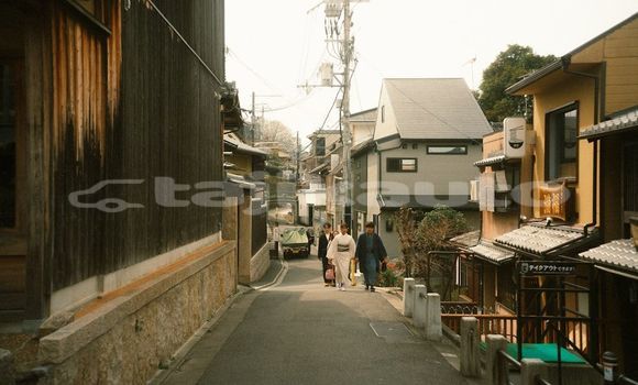 Medium with watermark image