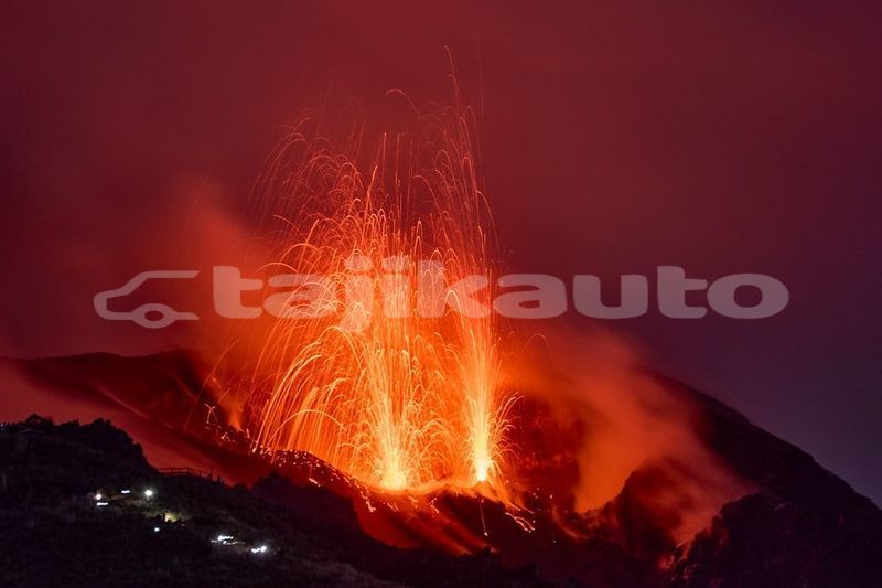 Big with watermark image