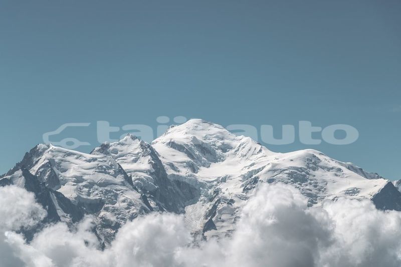 Big with watermark image
