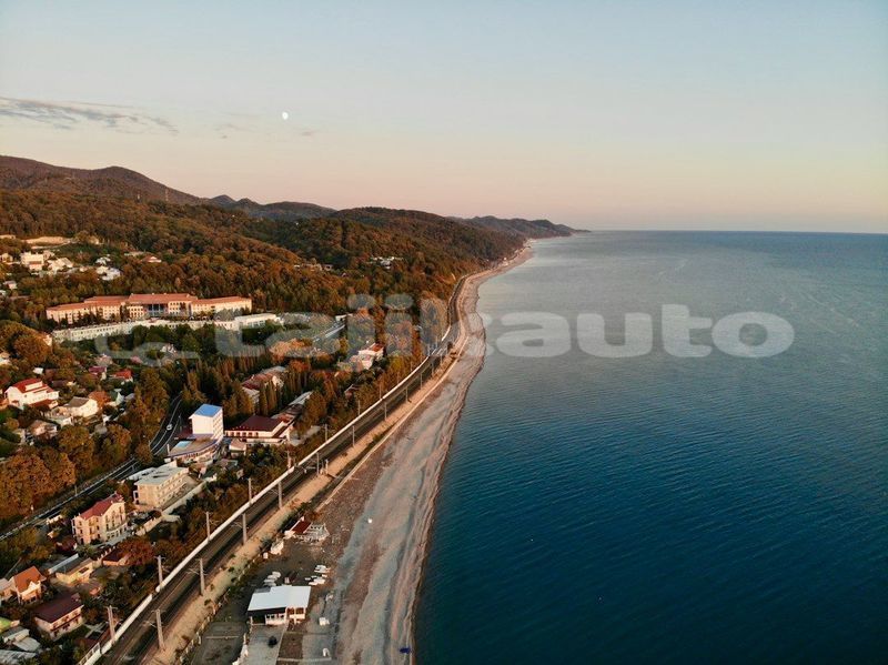 Big with watermark image
