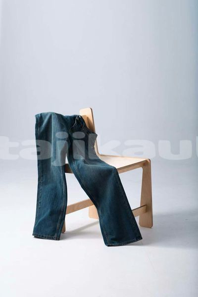Big with watermark image