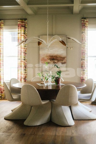 Big with watermark image