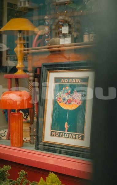 Big with watermark image