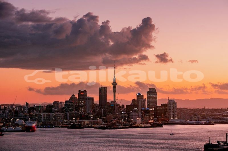 Big with watermark image