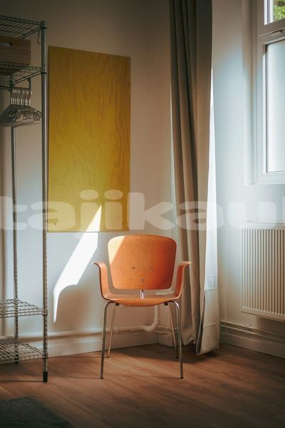 Big with watermark image