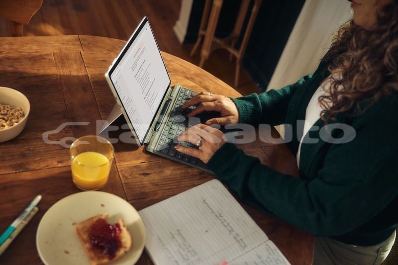 Big with watermark image
