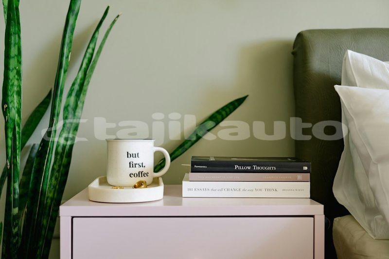 Big with watermark image