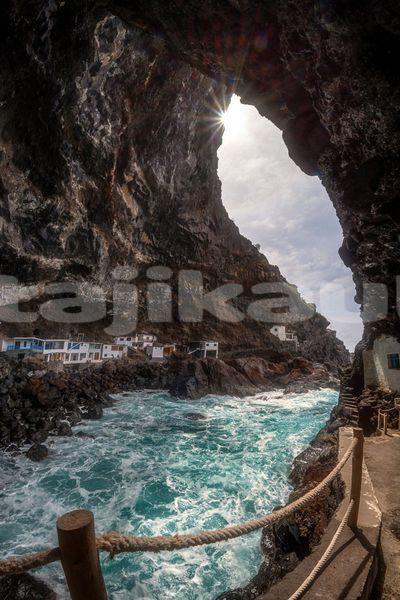 Big with watermark image