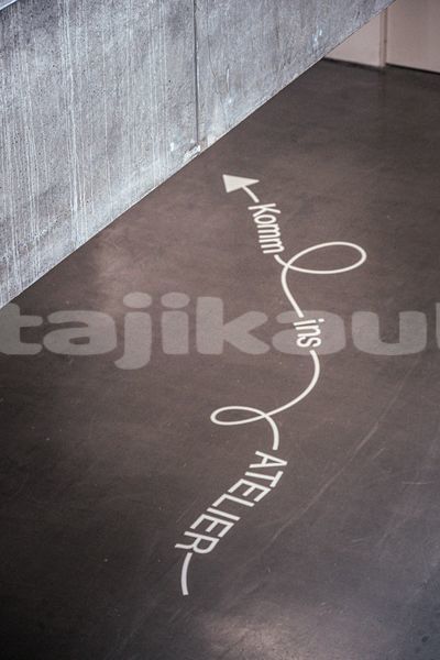 Big with watermark image