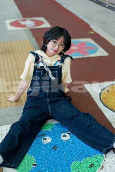 Big with watermark image