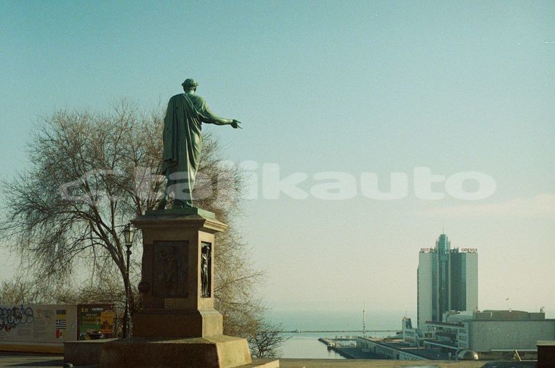 Big with watermark image