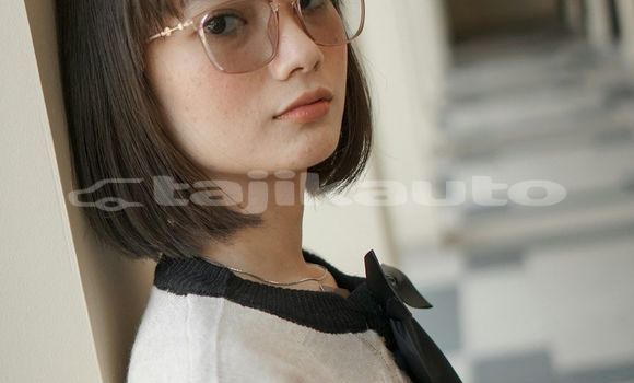 Medium with watermark image
