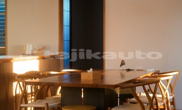 Medium with watermark image