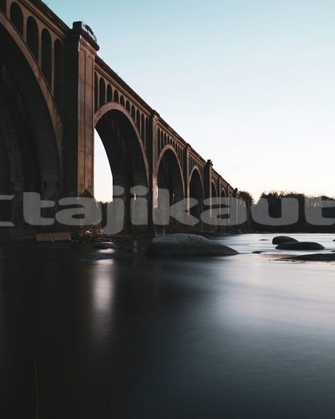 Big with watermark image