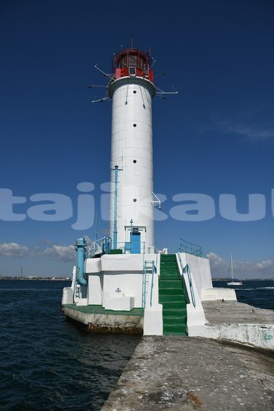 Big with watermark image