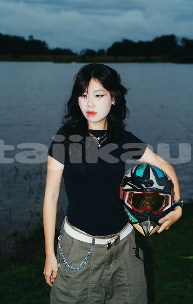 Big with watermark image