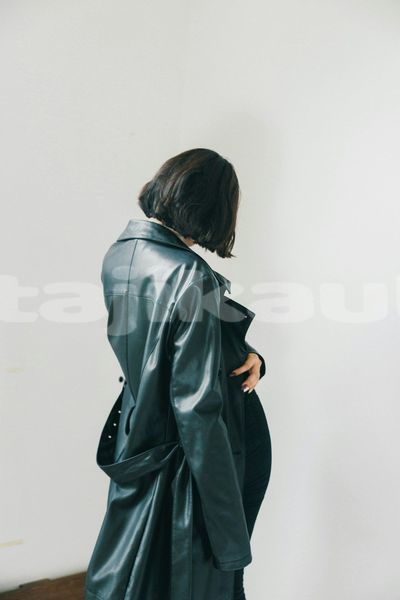 Big with watermark image