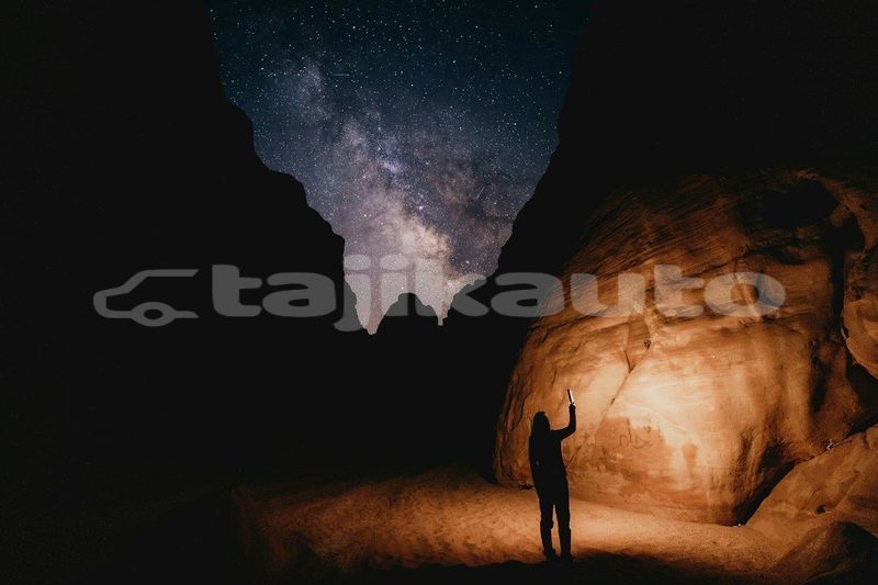 Big with watermark image