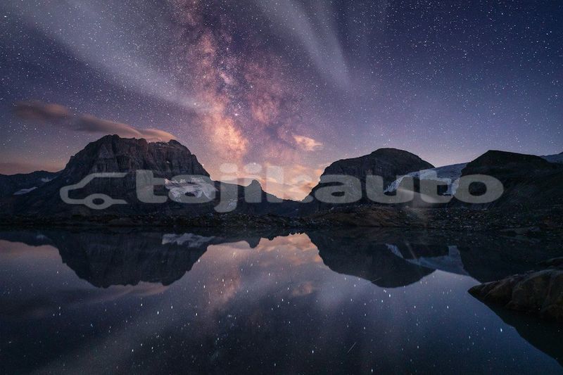 Big with watermark image