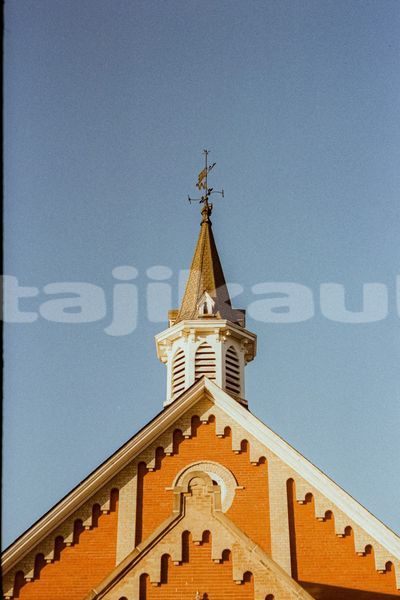 Big with watermark image