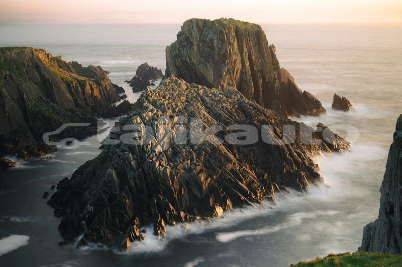 Big with watermark image