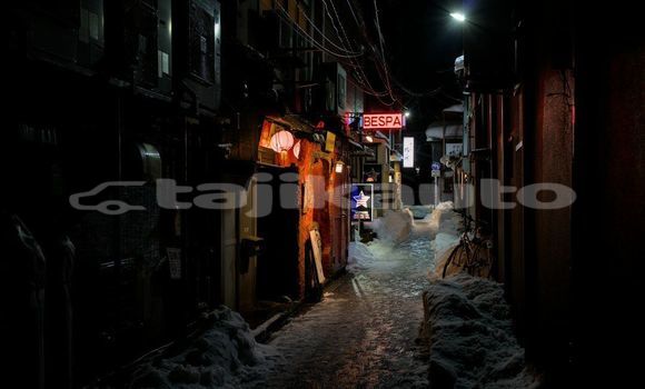 Medium with watermark image
