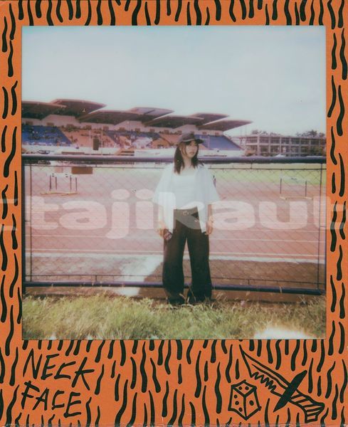 Big with watermark image