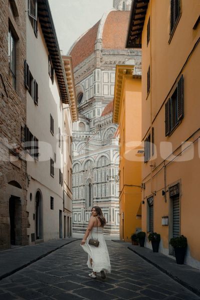 Big with watermark image