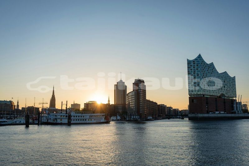 Big with watermark image